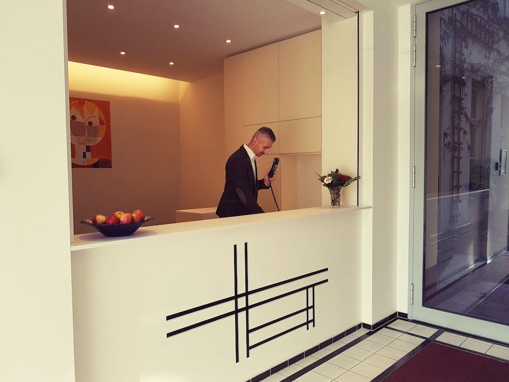 Art Charlottenburger Hof Hotel Berlino